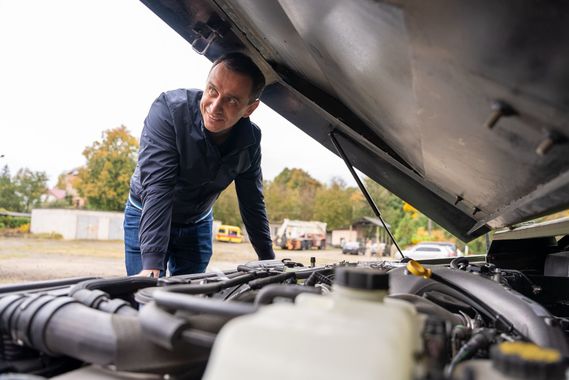 В Україну приїхала унікальна броньована "швидка" за 9,5 млн: як вона виглядає